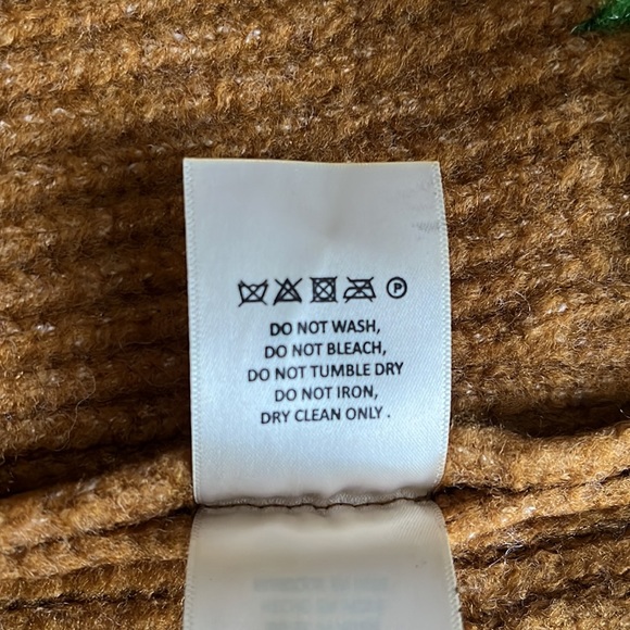 Anthropologie Cape - Picture 9 of 10